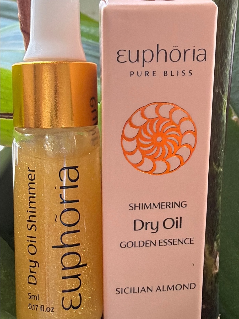 Euphoria Shimmering Golden Dry Oil - Sicilian Almond (Gold)